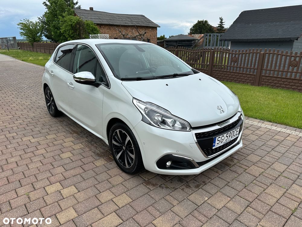 Peugeot 208 1.2 PureTech GPF Signature S&S - 2