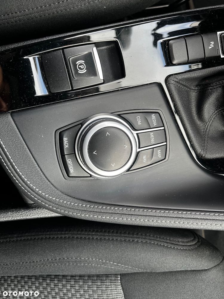 BMW X2 sDrive18i Advantage - 21