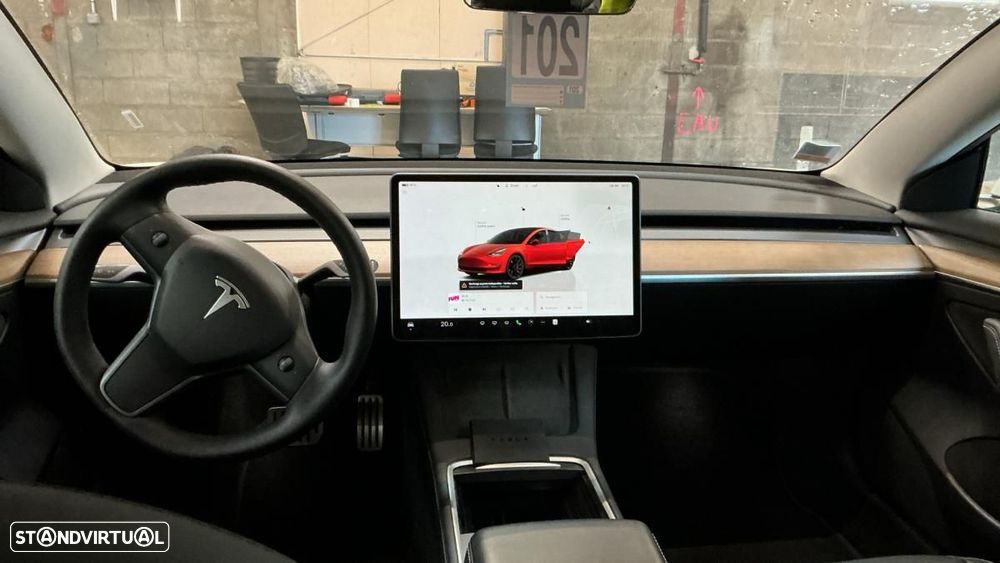 Tesla Model 3 Long Range AWD Dual Motor Performance - 3