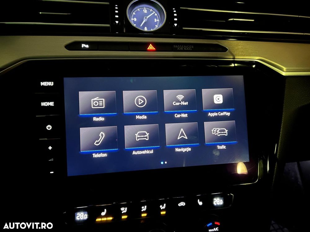 Volkswagen Passat - 11