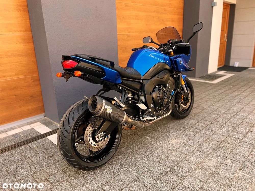 Yamaha FZ8 - 4