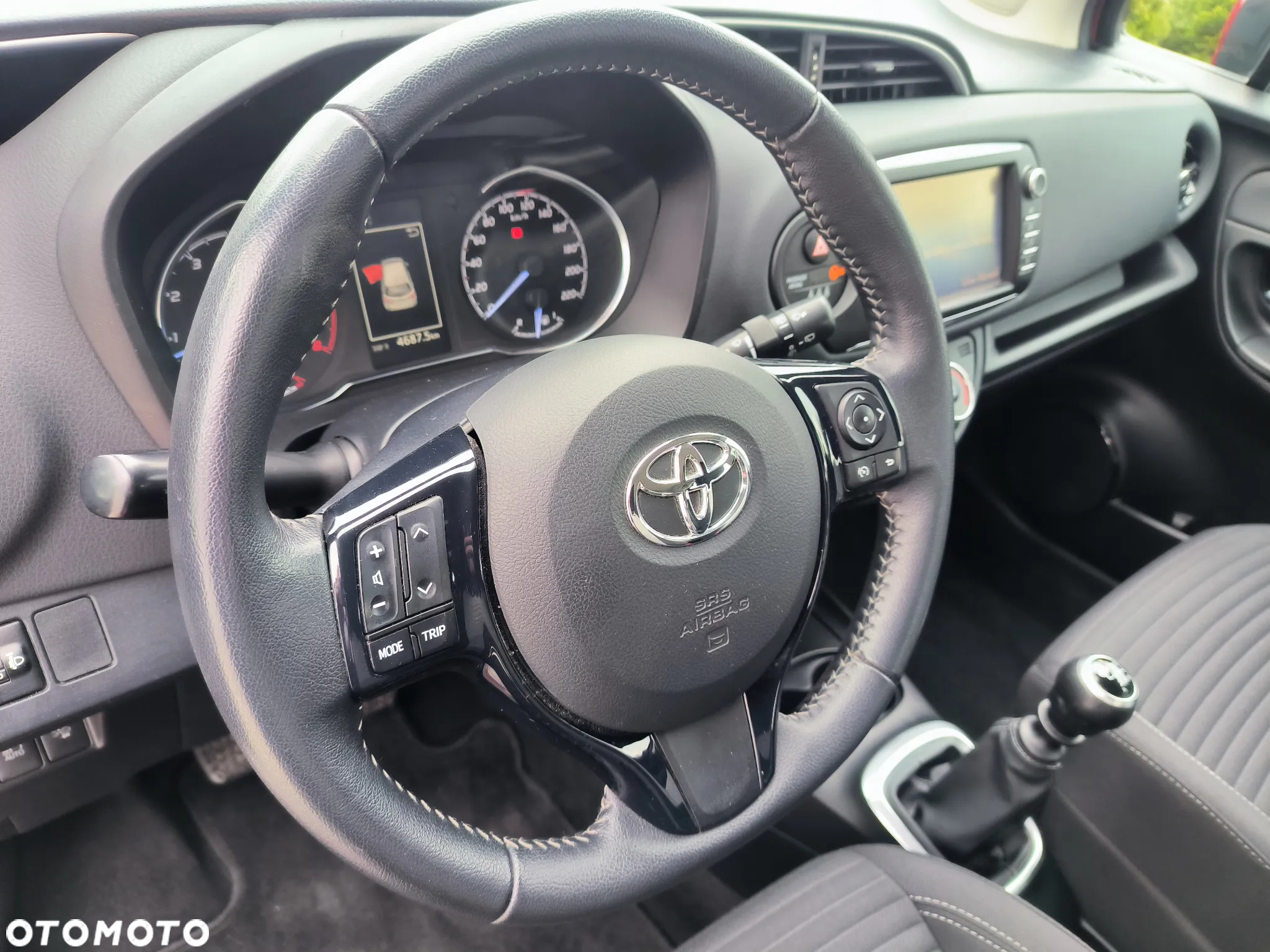 Toyota Yaris 1.5 Life - 11