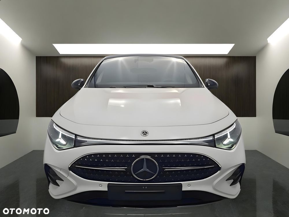 Mercedes-Benz CLA 200 mHEV 8G-DCT - 3