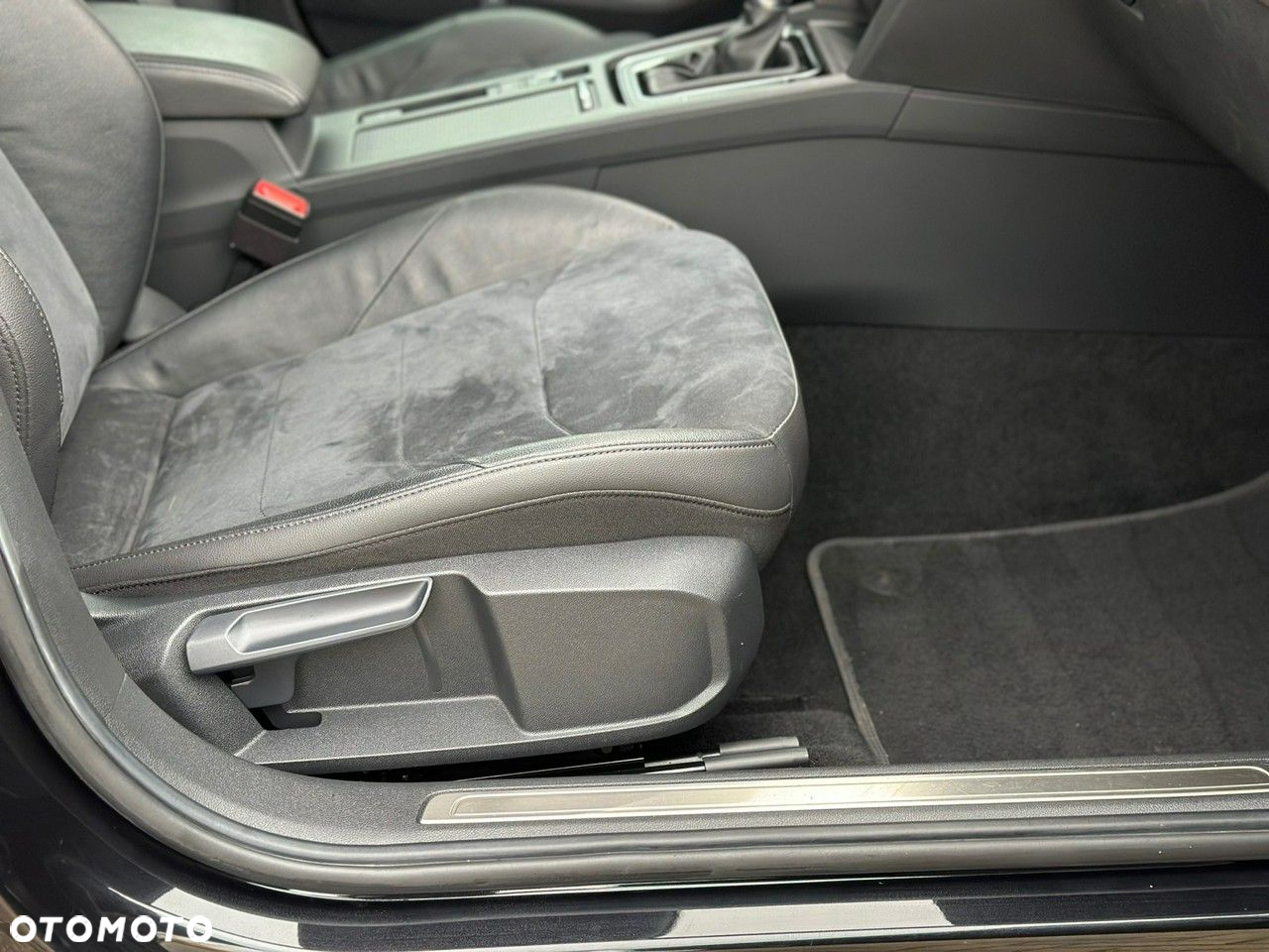 Volkswagen Arteon 2.0 TDI SCR DSG Elegance - 9