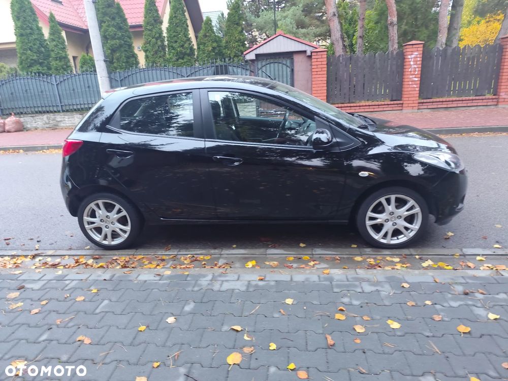 Mazda 2 - 9