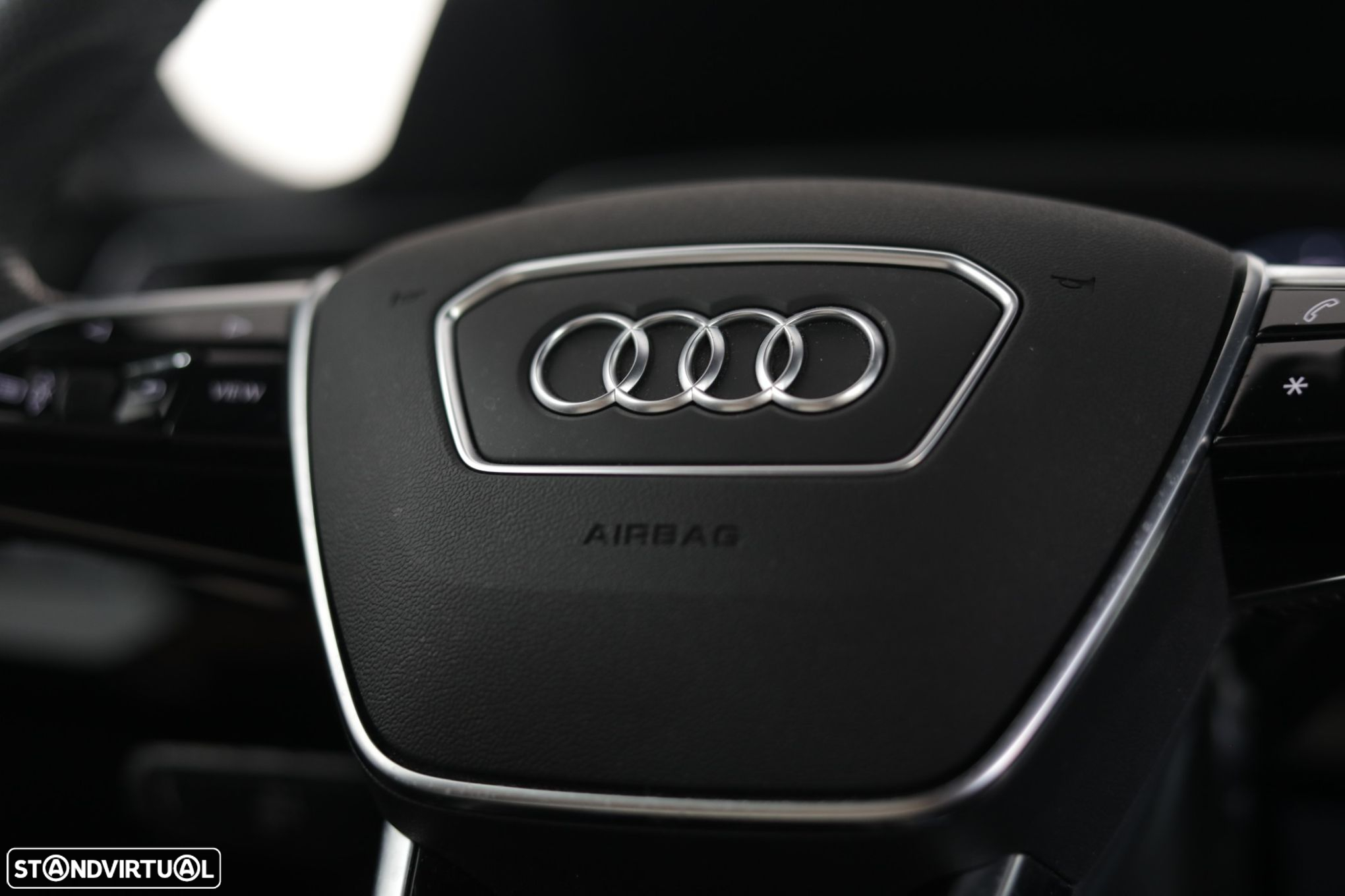 Audi e-tron 55 quattro S line - 19