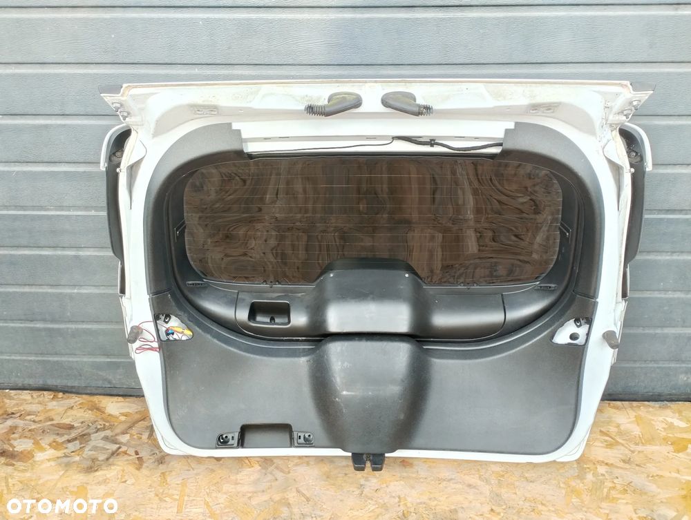 KLAPA BAGAŻNIKA FORD KUGA MK1 2008/2012 ROK KOD LAKIERU: 58 - 10