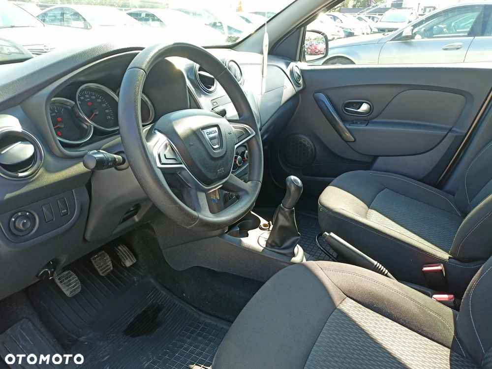 Dacia Sandero - 7