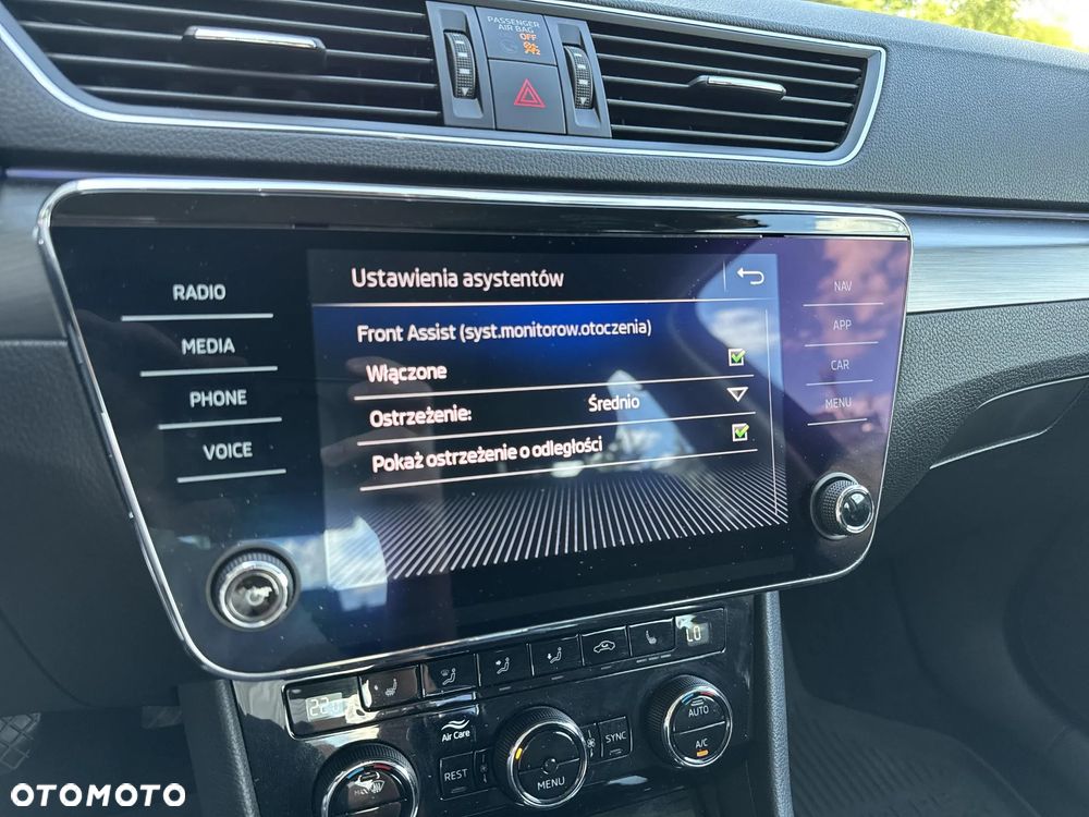 Skoda Superb 2.0 TDI 4x4 Style DSG - 24