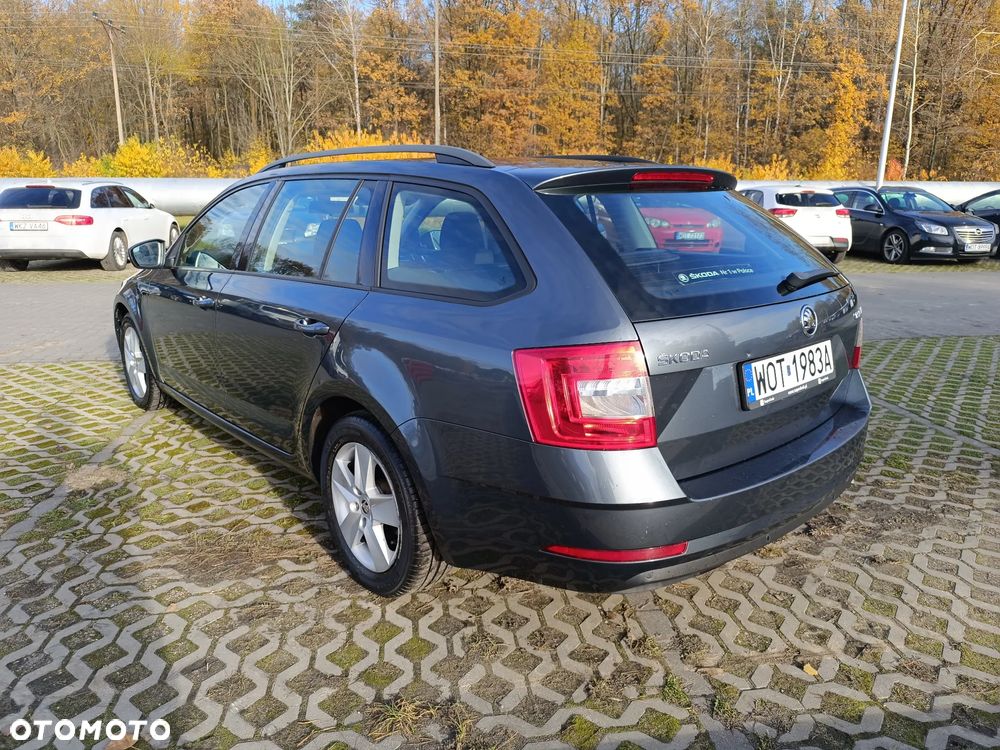 Skoda Octavia 1.5 TSI ACT Ambition - 4