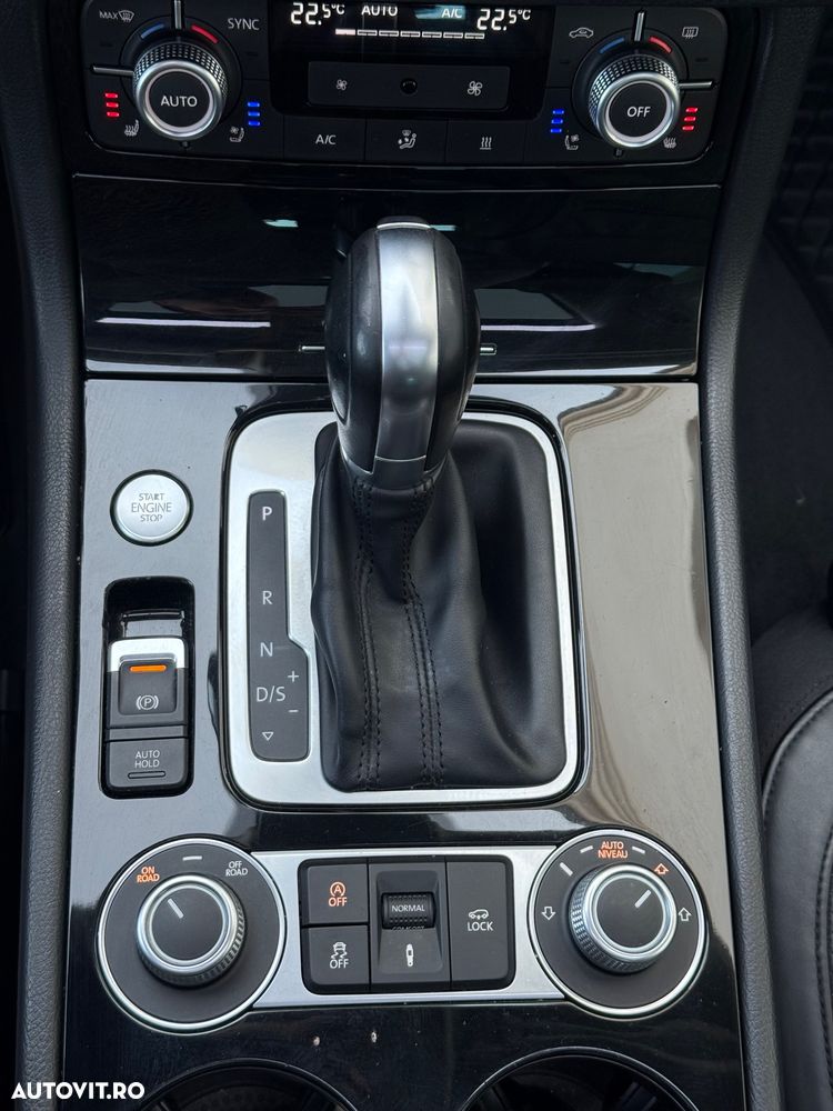 Volkswagen Touareg 3.0 V6 TDI SCR Blue Motion DPF Automatik Terrain Tech Exclusive - 12