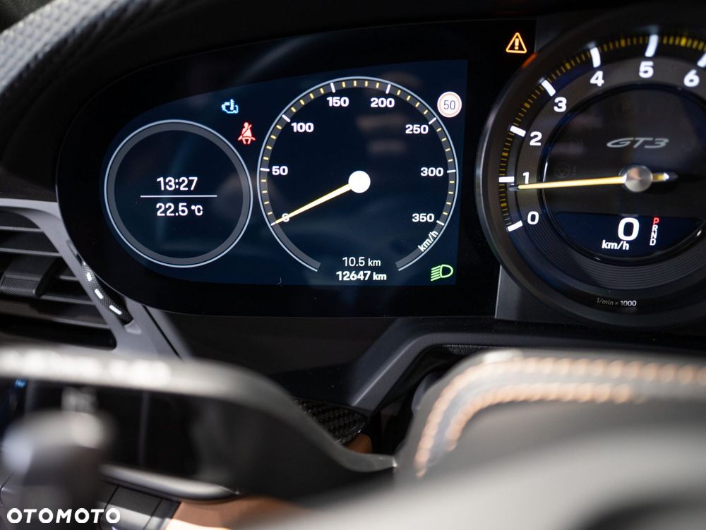 Porsche 911 GT3 Touring PDK - 30
