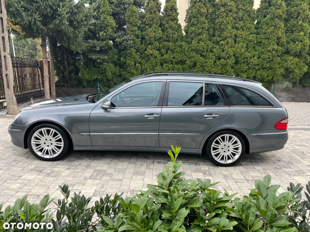 Mercedes-Benz Klasa E 350 4Matic Avantgarde Sport Edition - 5