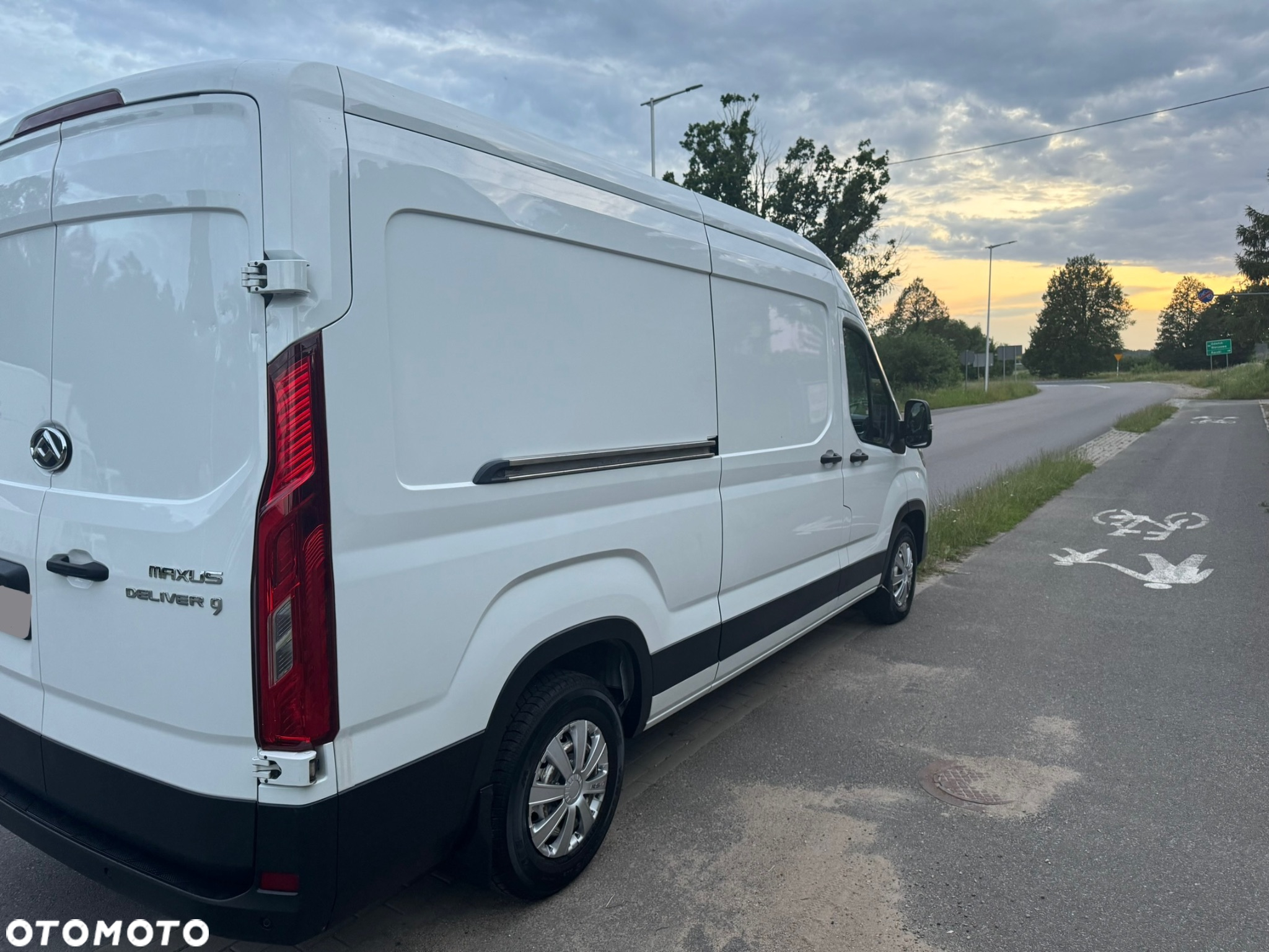 Maxus Deliver 9 - 13