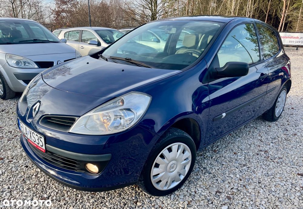 Renault Clio 1.2 16V 75 Dynamique - 11