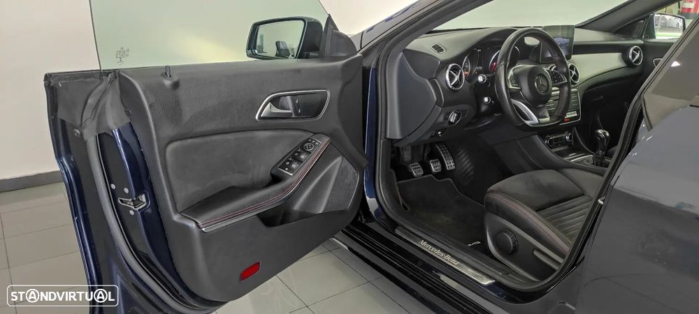 Mercedes-Benz CLA 180 d Shooting Brake AMG Line - 16