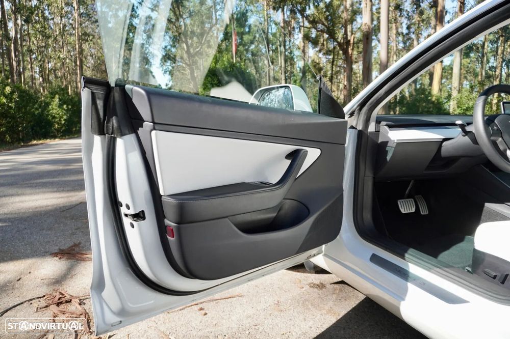 Tesla Model 3 Performance Dual Motor AWD - 15
