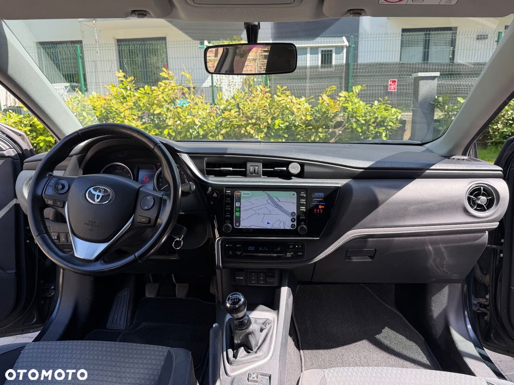 Toyota Auris 1.6 Premium - 7