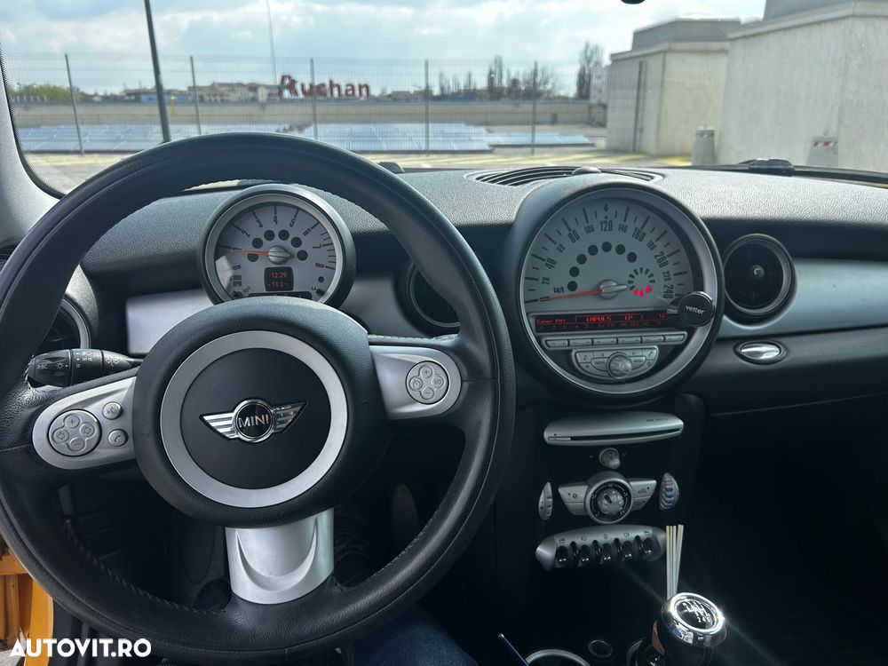 Mini Cooper Standard - 5