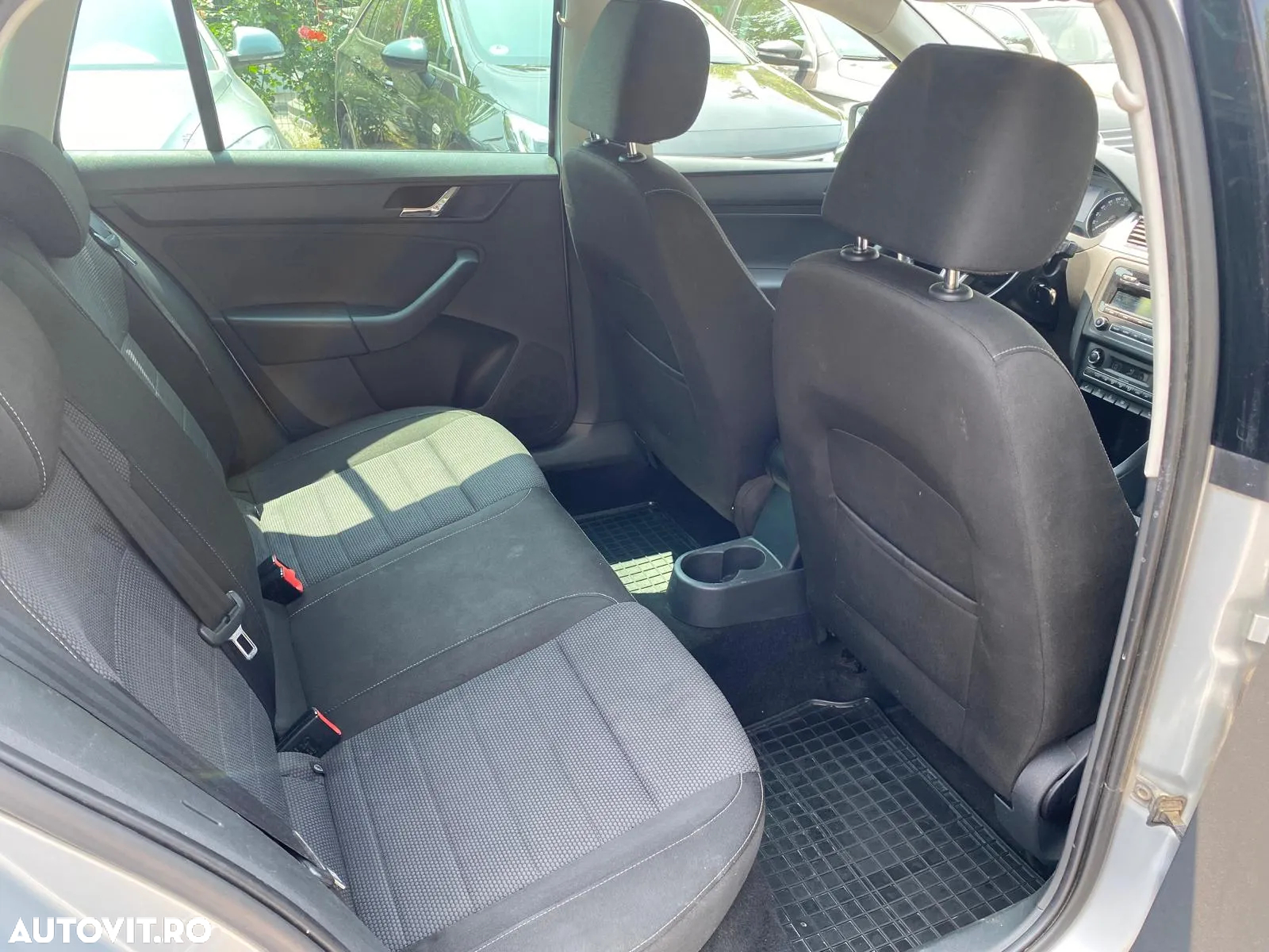 Skoda RAPID 1.6 TDI Ambition - 6