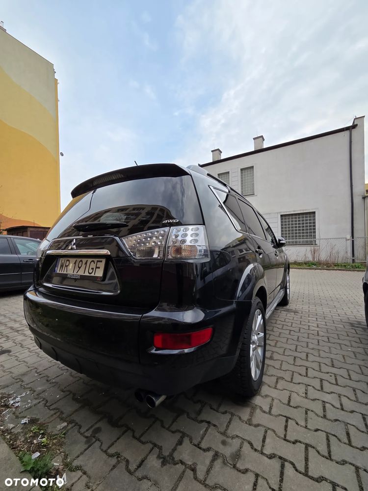 Mitsubishi Outlander 2.2 DID Intense EU5 - 5