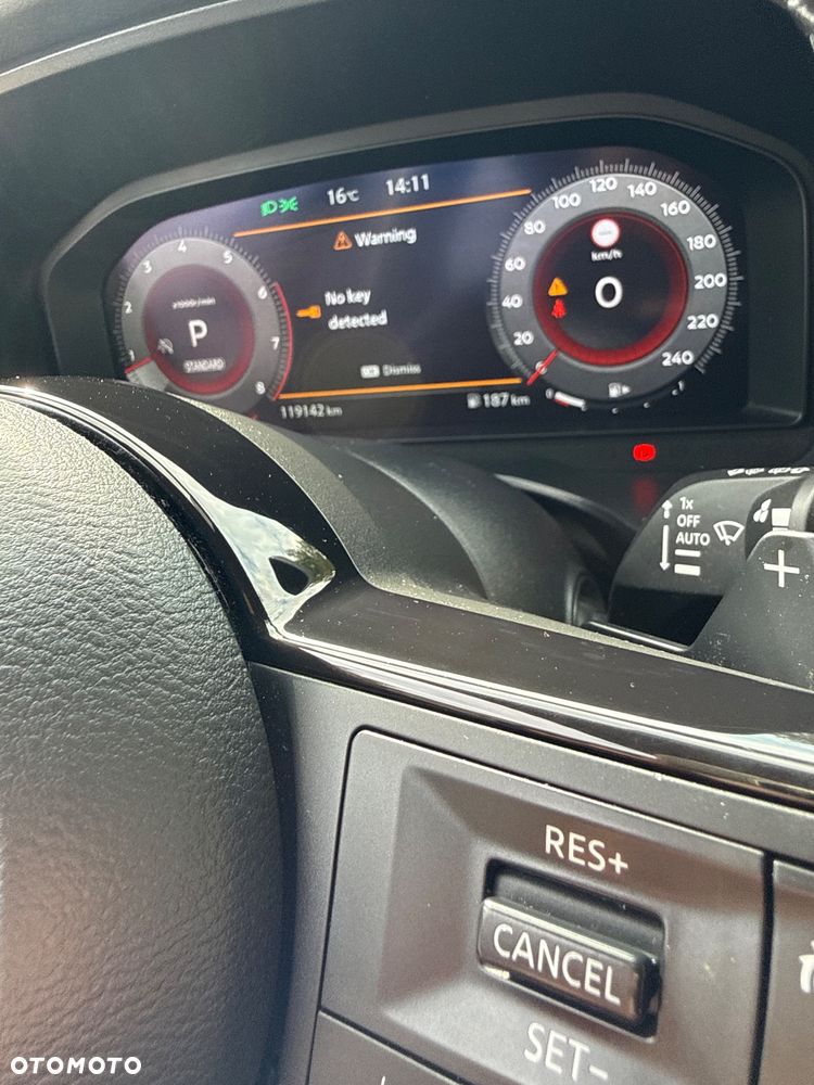 Nissan Qashqai 1.3 DIG-T MHEV Xtronic N-Connecta - 36
