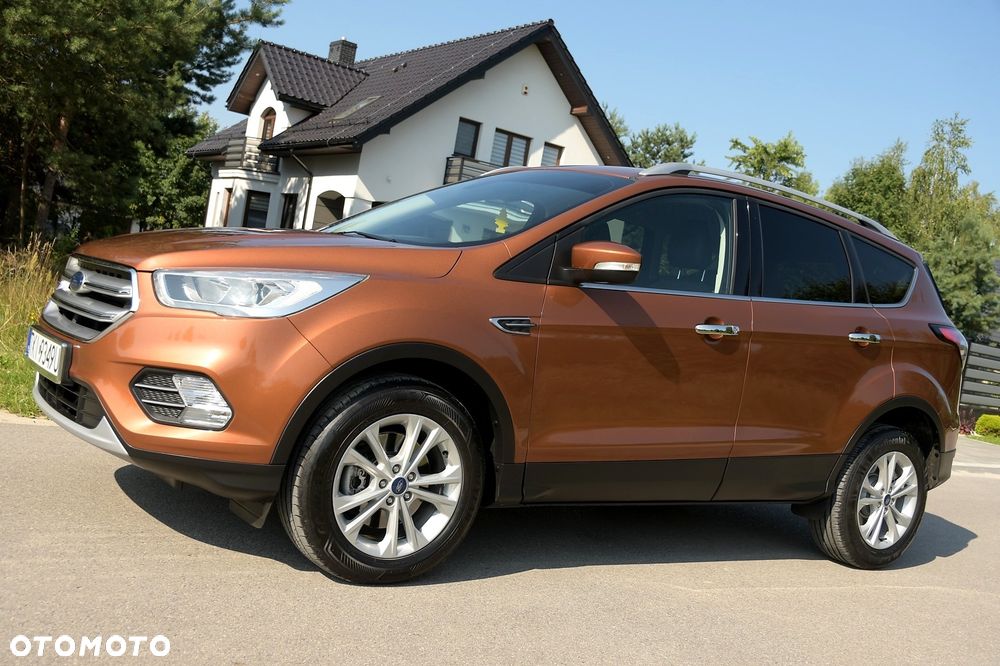 Ford Kuga 2.0 TDCi 2x4 Titanium - 3