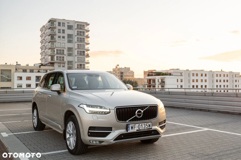Volvo XC 90 D5 AWD Momentum - 9