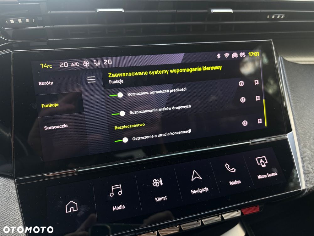 Peugeot 308 1.6 Hybrid PHEV GT EAT8 - 29