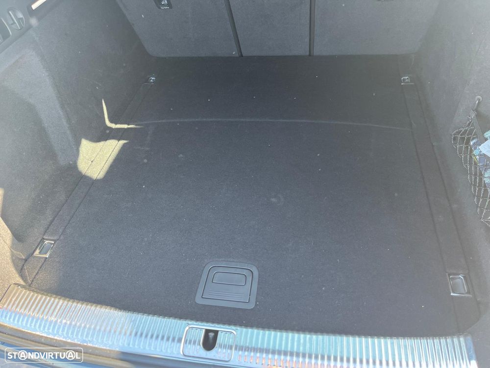 Audi A4 Avant 2.0 TDI S tronic - 22