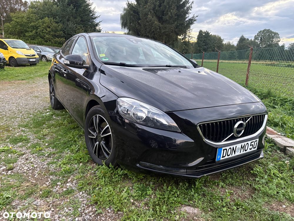 Volvo V40 D2 Drive-E SCR Momentum - 2