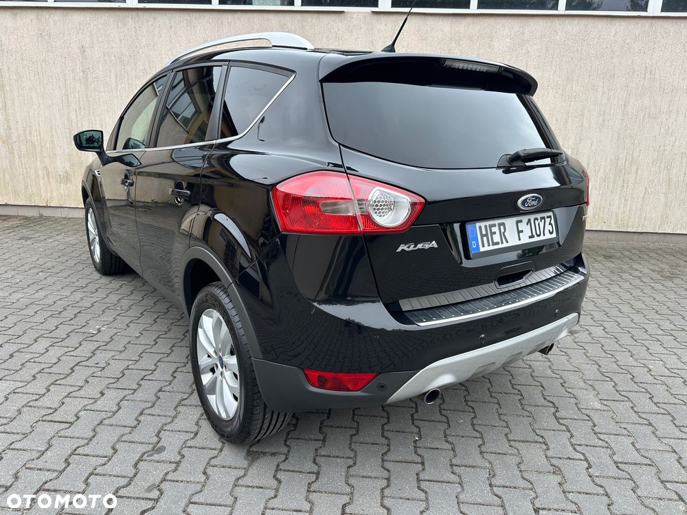 Ford Kuga 2.0 TDCi 2x4 Titanium - 6