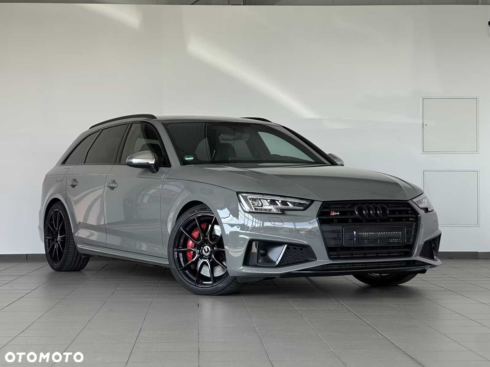 Audi S4 Avant - 1
