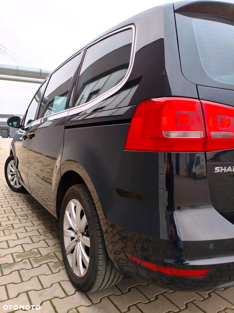 Volkswagen Sharan 2.0 TDI 4MOTION Blue Motion Life - 21