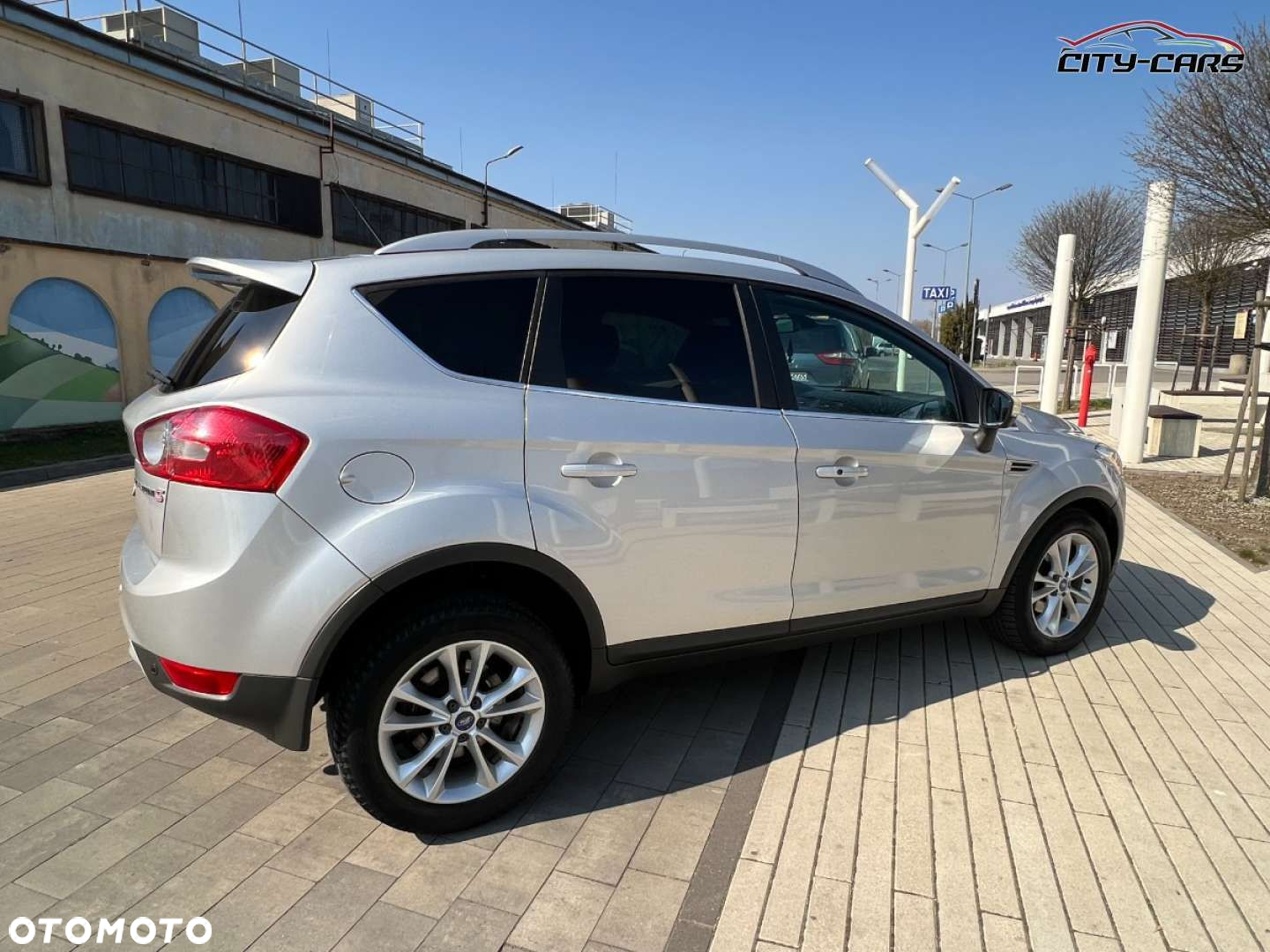 Ford Kuga - 29
