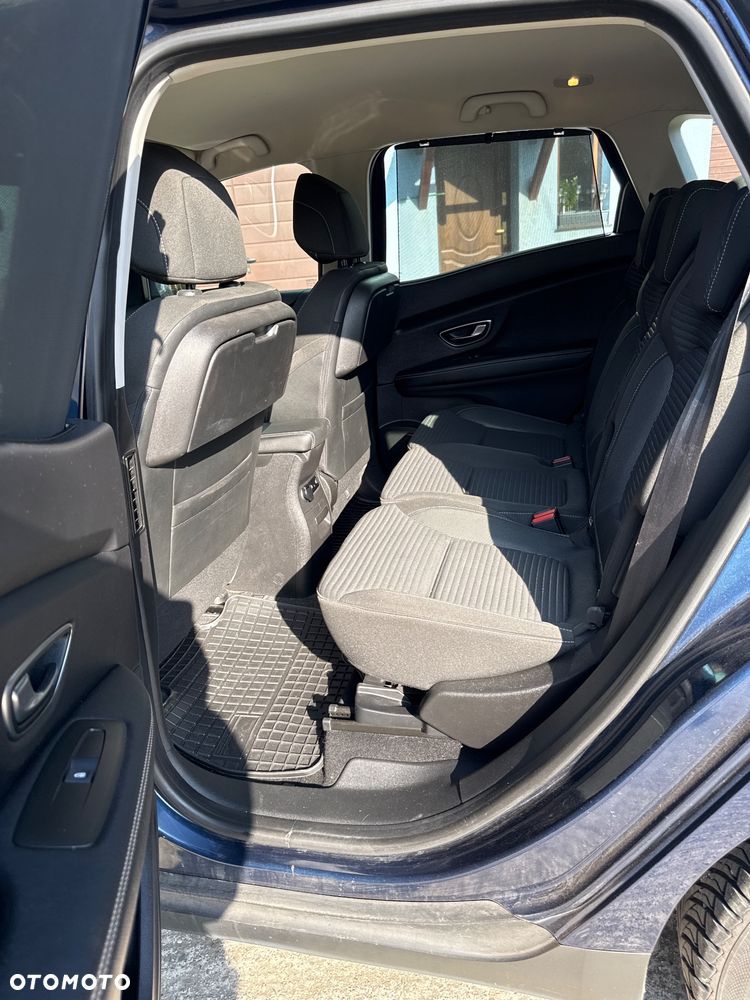 Renault Scenic - 8