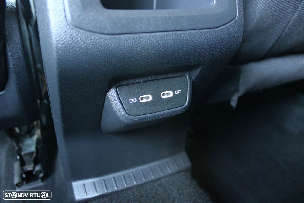 VW T-Cross 1.0 TSI BlackStyle - 34