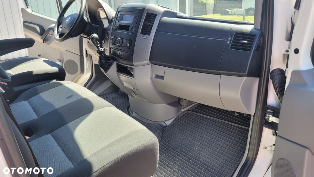 Volkswagen CRAFTER - 17