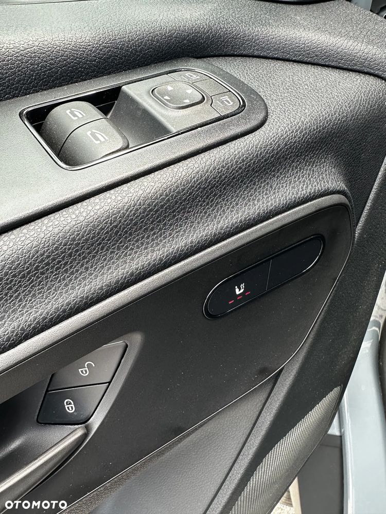 Mercedes-Benz Sprinter - 9