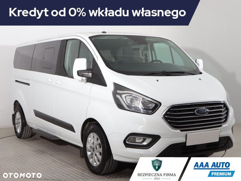 Ford Tourneo Custom - 2