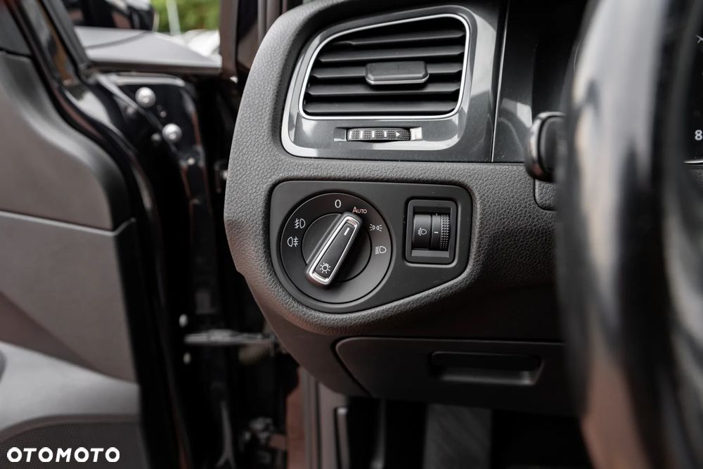 Volkswagen Golf Variant 1.4 TSI (BlueMotion Technology) DSG Comfortline - 27