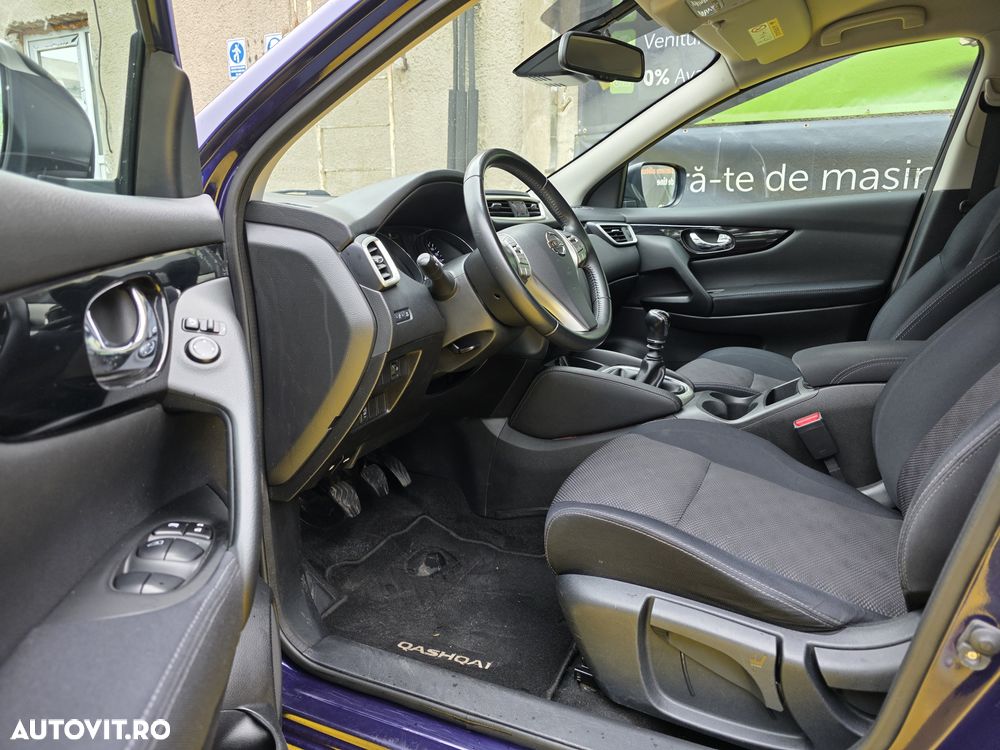 Nissan Qashqai 1.2 DIG-T ACENTA - 9