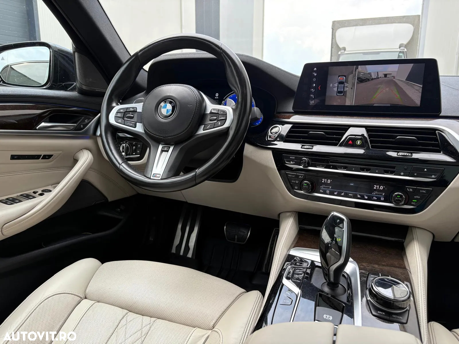 BMW Seria 5 530d xDrive AT - 12