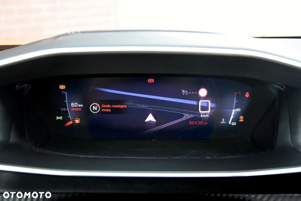 Peugeot 2008 1.2 PureTech GT Line S&S - 34