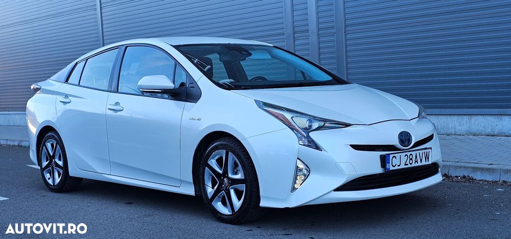 Toyota Prius - 30