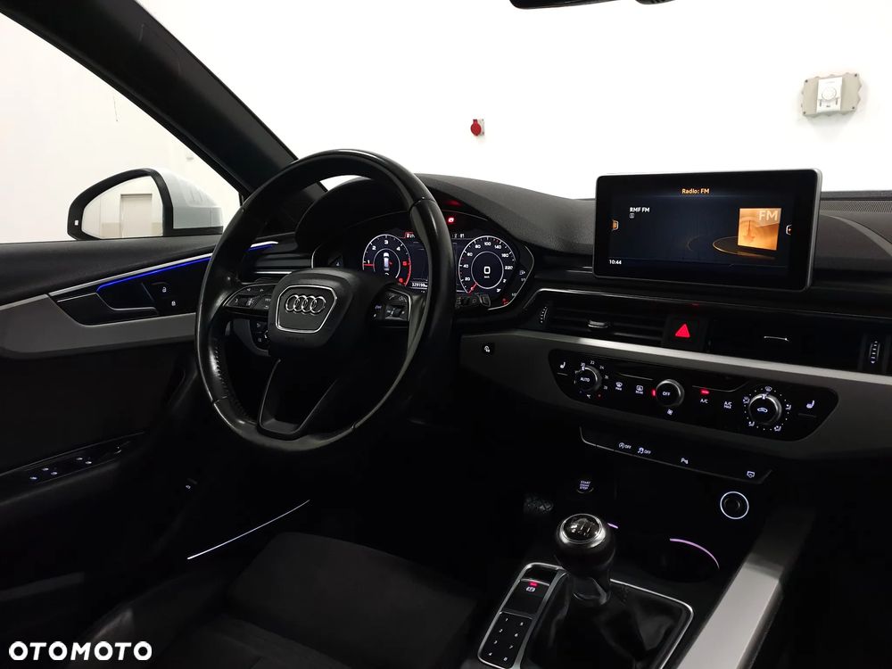 Audi A4 Avant 2.0 TDI Sport - 2