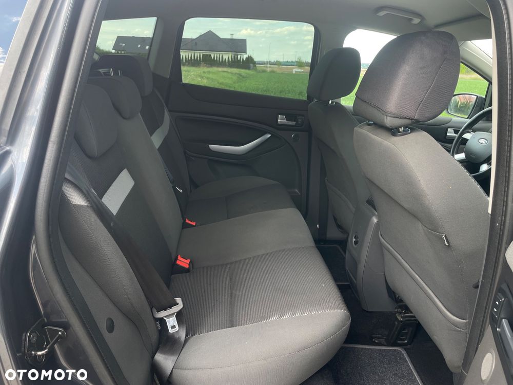Ford Kuga 2.0 TDCi 2x4 Trend - 14