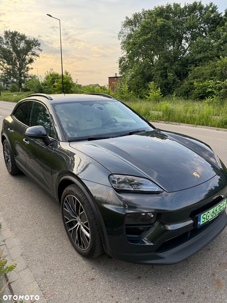 Porsche Macan - 2