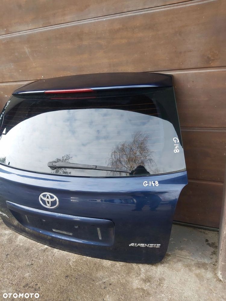 TOYOTA Avensis T25 03-08 r klapa bagażnika blenda szyba KOMBI 8P4 - 2