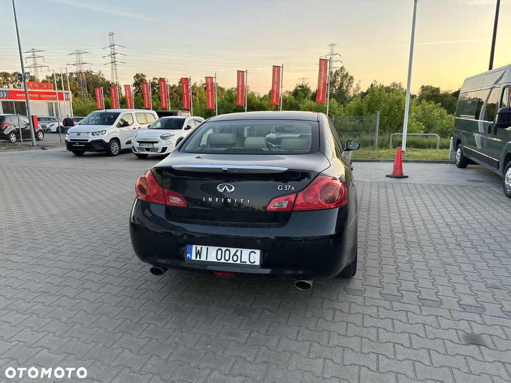 Infiniti G GT Premium AWD - 11